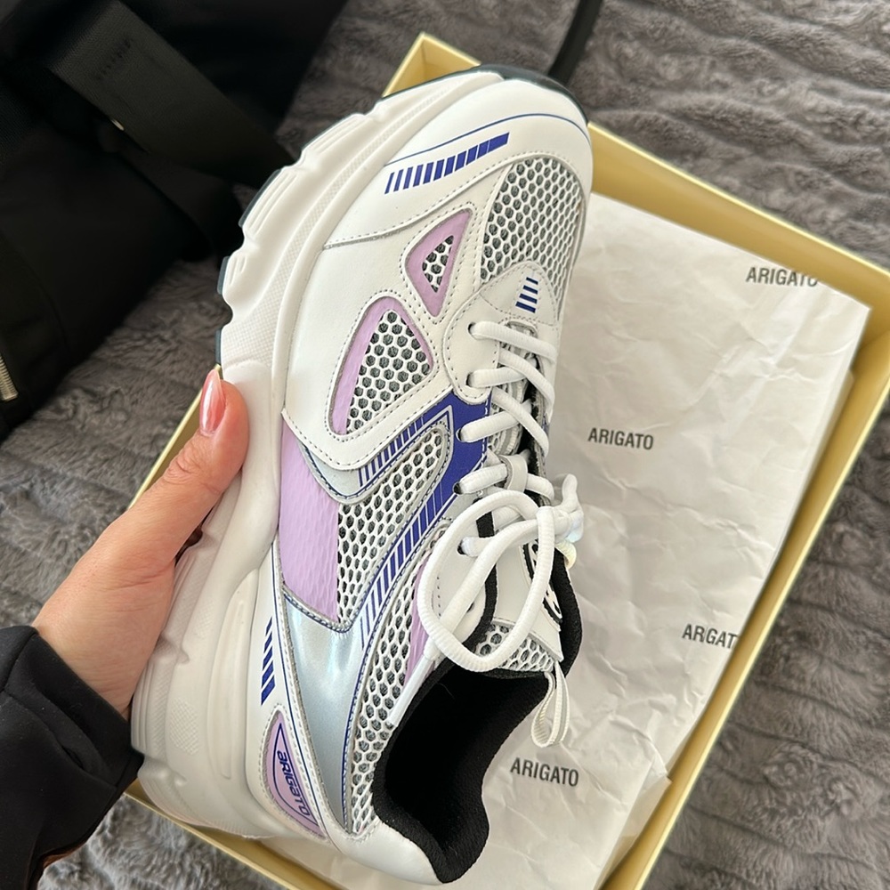 BRAND NEW AXEL ARIGATO SNEAKERS sz 7.5